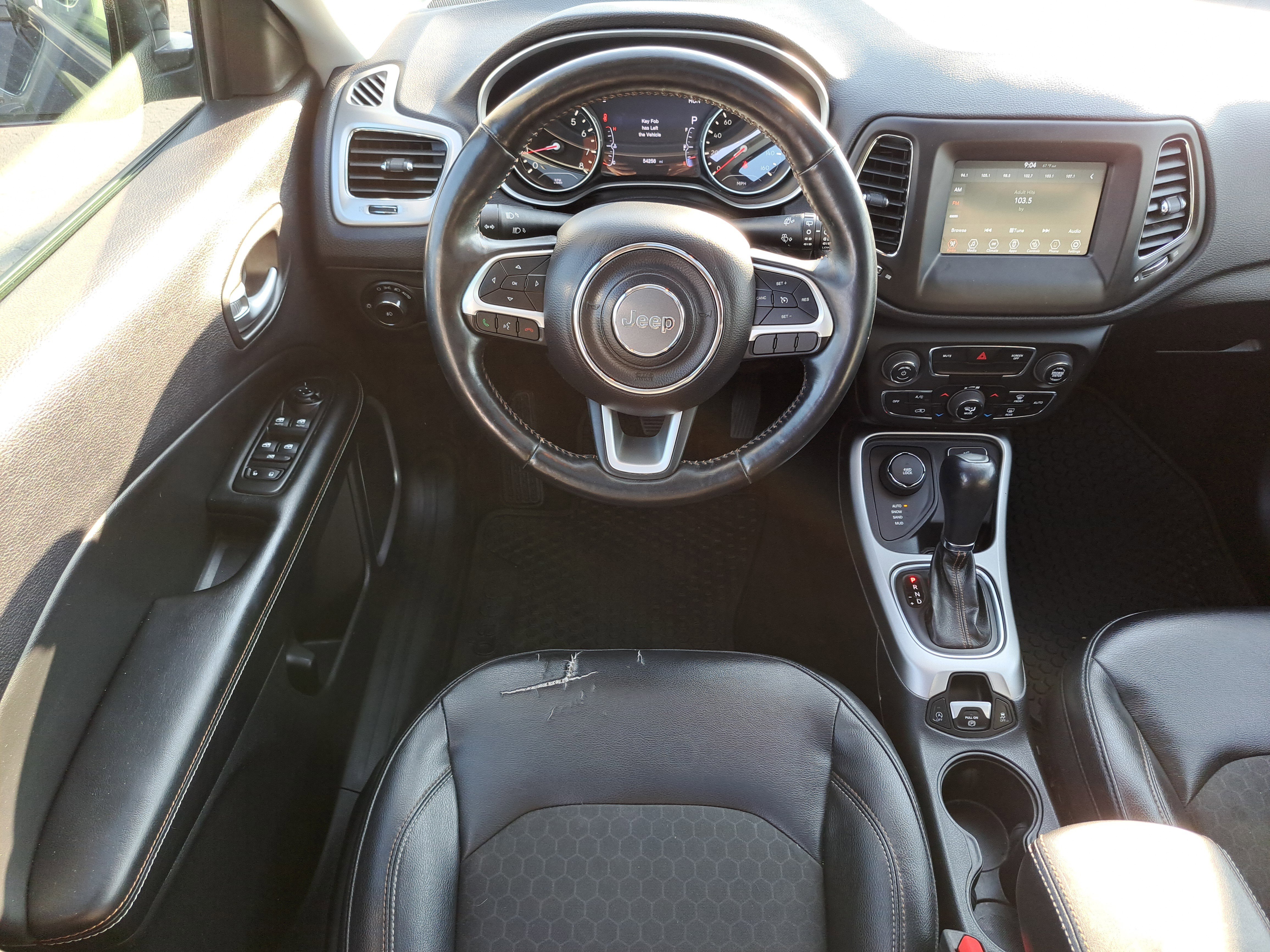 Used 2018 Jeep Compass Latitude w/ Popular Equipment Group image 9