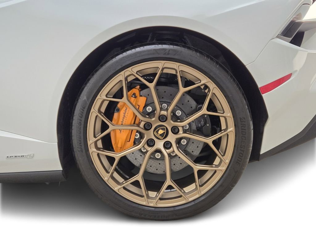 Used 2023 Lamborghini Huracan Tecnica image 15