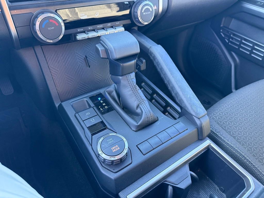 Certified 2025 Toyota 4Runner SR5 image 26