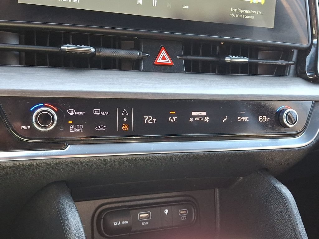 Used 2023 Kia Sportage X-Line w/ X-Line Premium Package AWD/4WD image 19