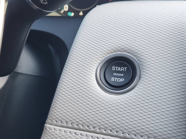 New 2026 Land Rover Discovery Sport Landmark AWD/4WD image 22