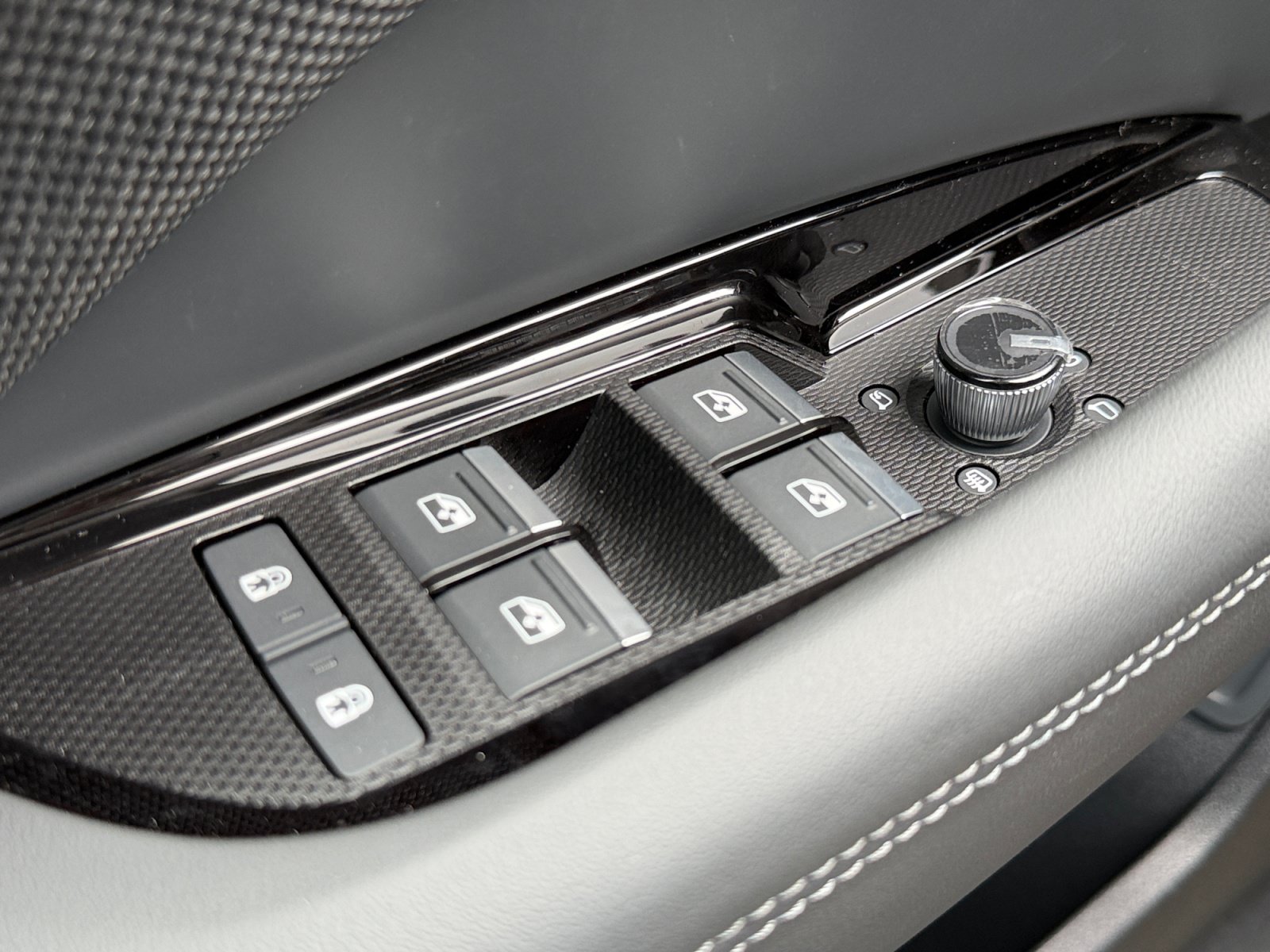 New 2026 Audi Q3 quattro 2.0T AWD/4WD image 13