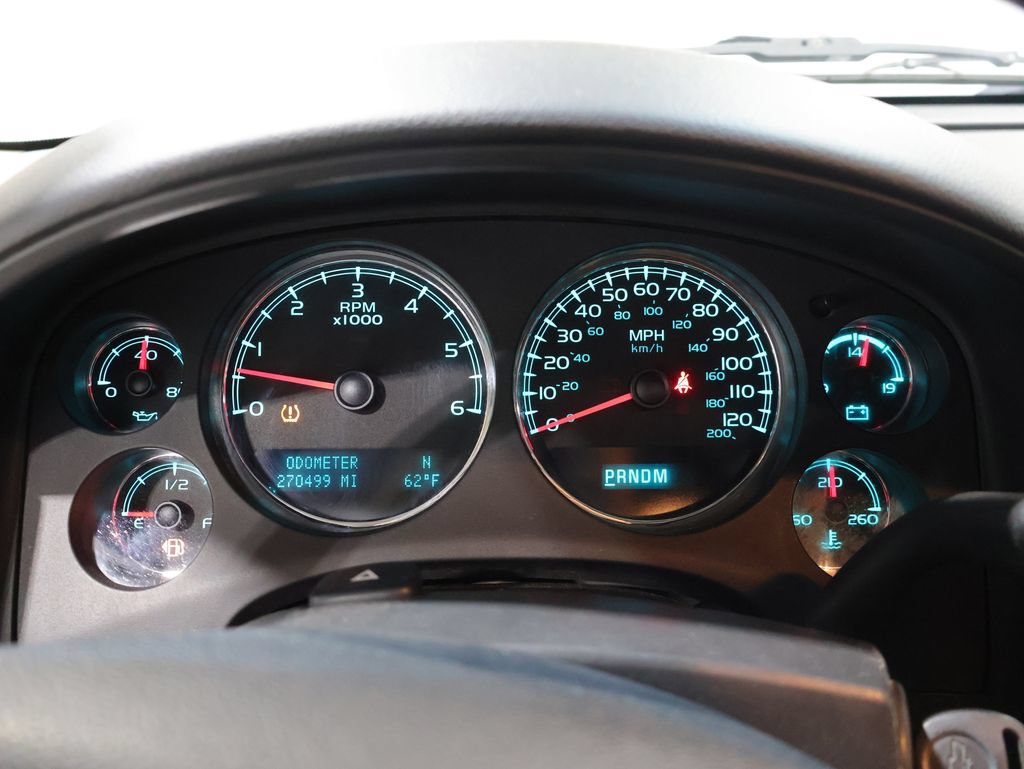 Used 2013 Chevrolet Suburban LT w/ Luxury Package AWD/4WD image 39