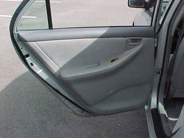 Used 2005 Toyota Corolla LE image 11