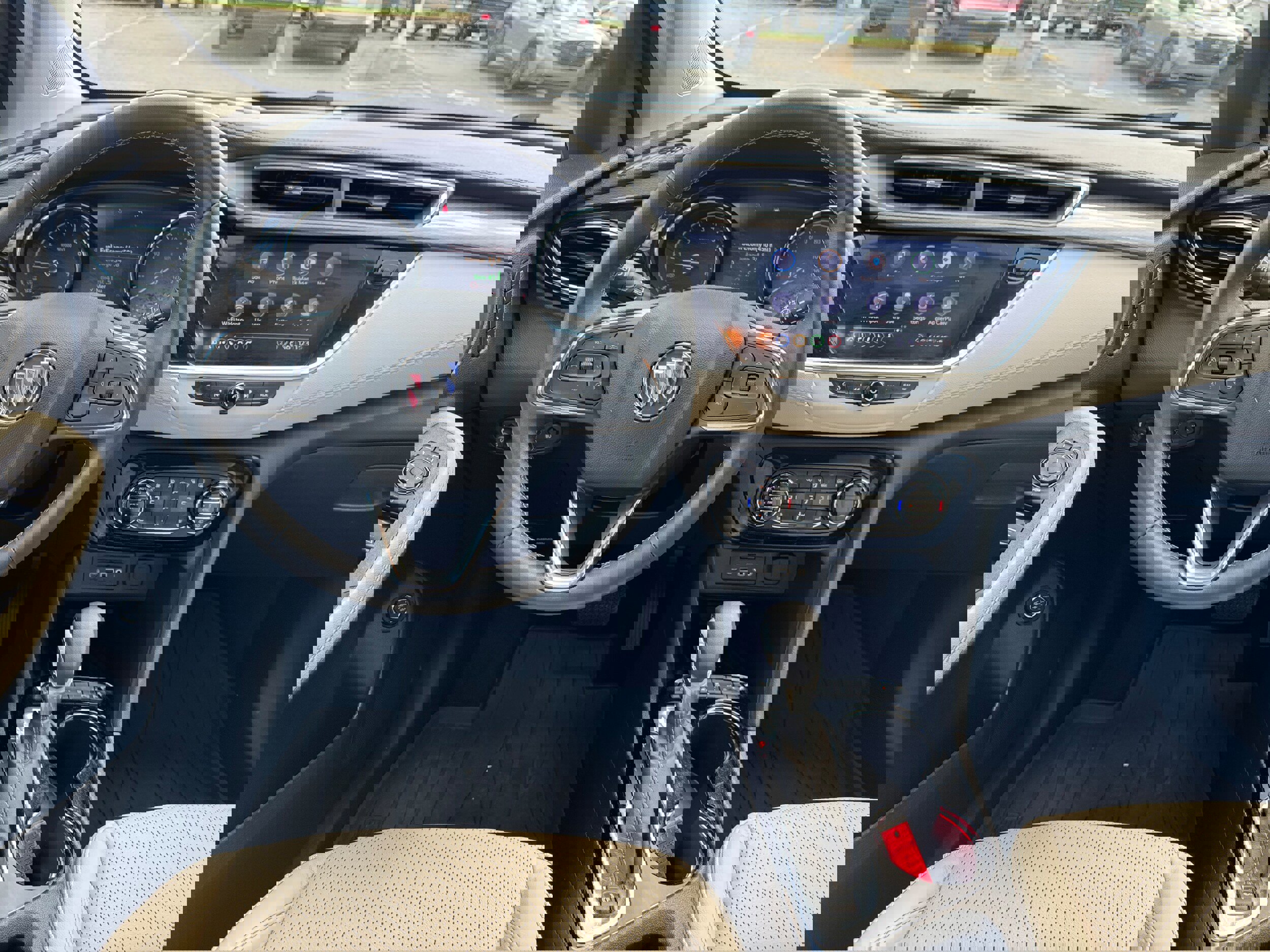 Used 2020 Buick Encore GX Essence w/ Experience Buick Package image 9