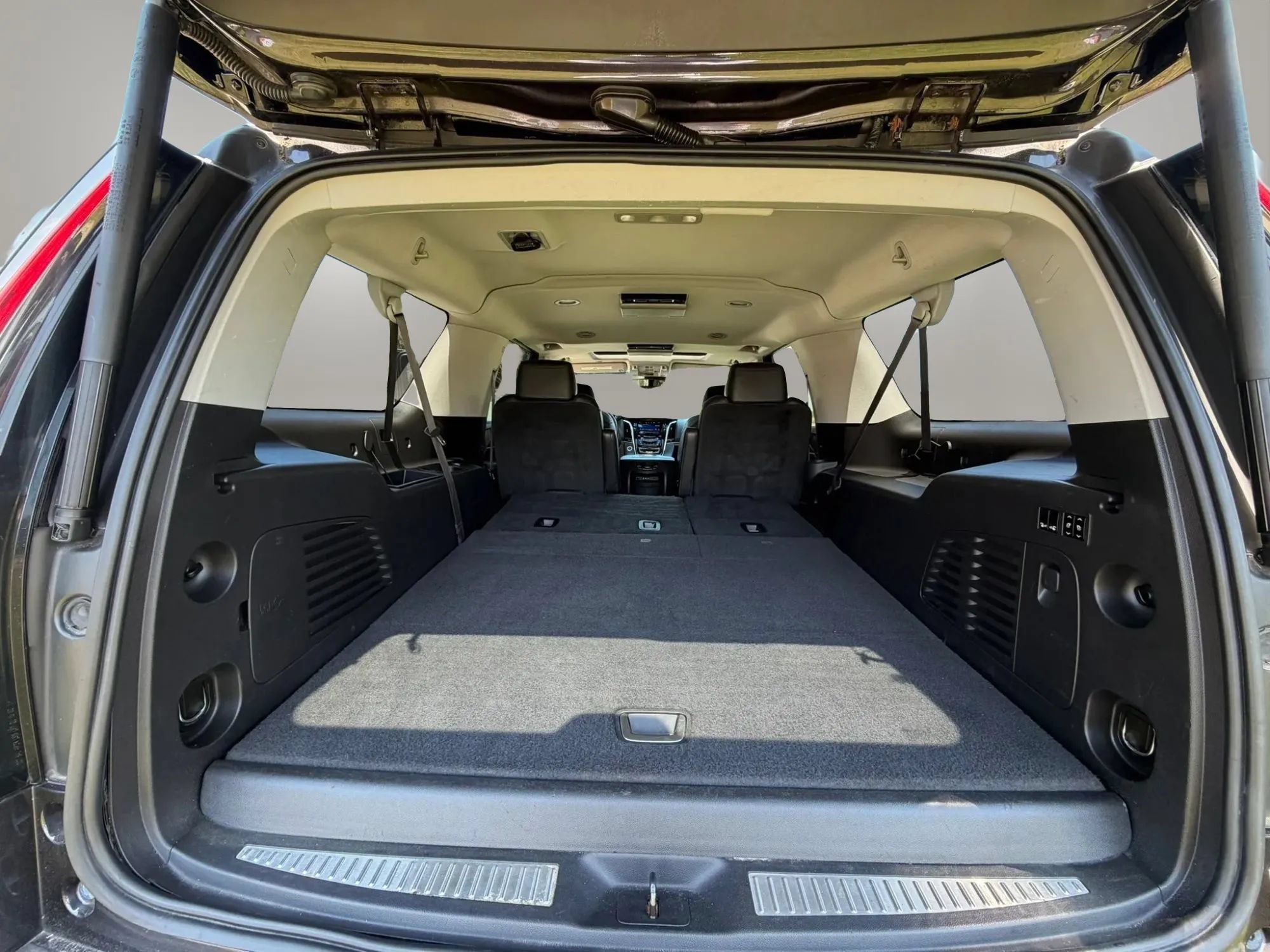 Used 2015 Cadillac Escalade ESV Premium AWD/4WD image 20