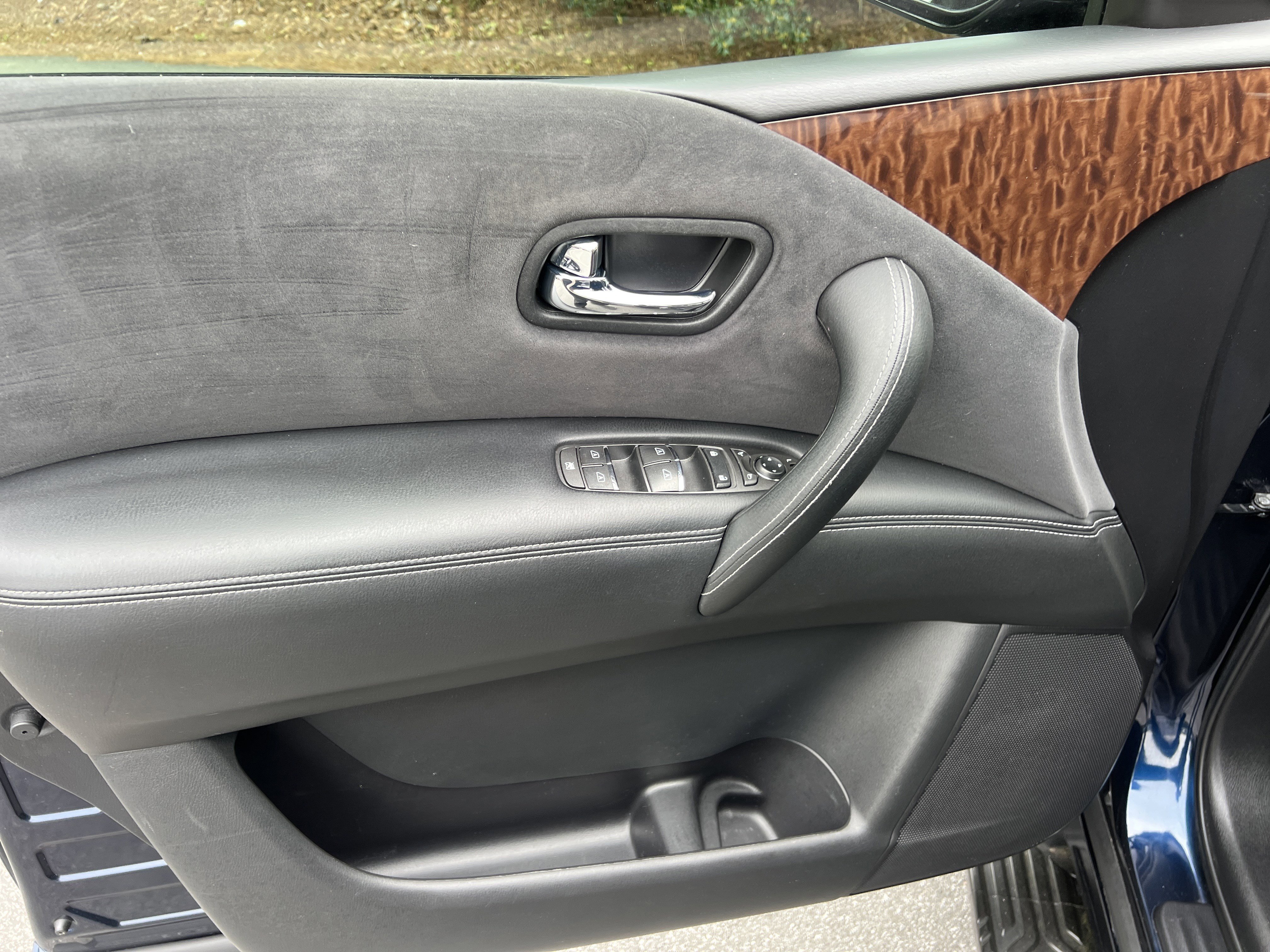 Used 2018 Nissan Armada SV w/ Driver Package image 13