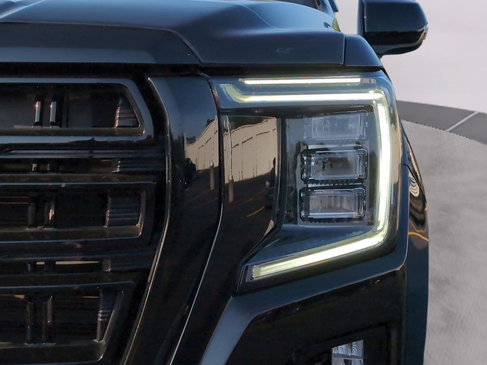 Used 2023 GMC Yukon AT4 w/ Max Trailering Package AWD/4WD image 13