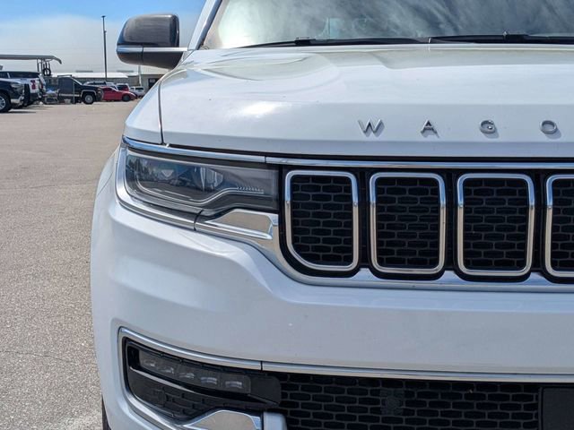 Used 2023 Jeep Wagoneer L Series III RWD image 9