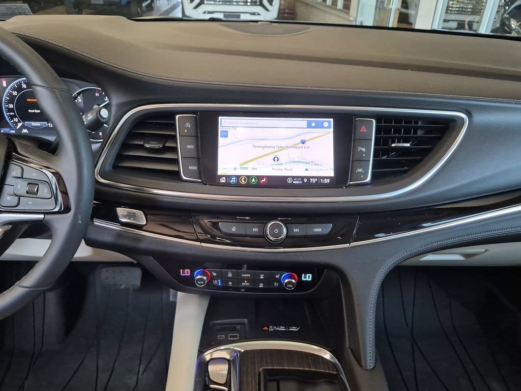 Used 2023 Buick Enclave Avenir w/ Avenir Technology Package AWD/4WD image 14