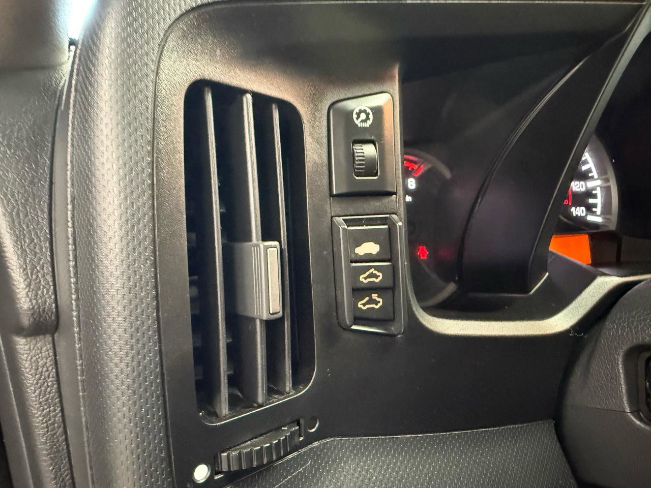 Used 2014 Honda Ridgeline SE image 21
