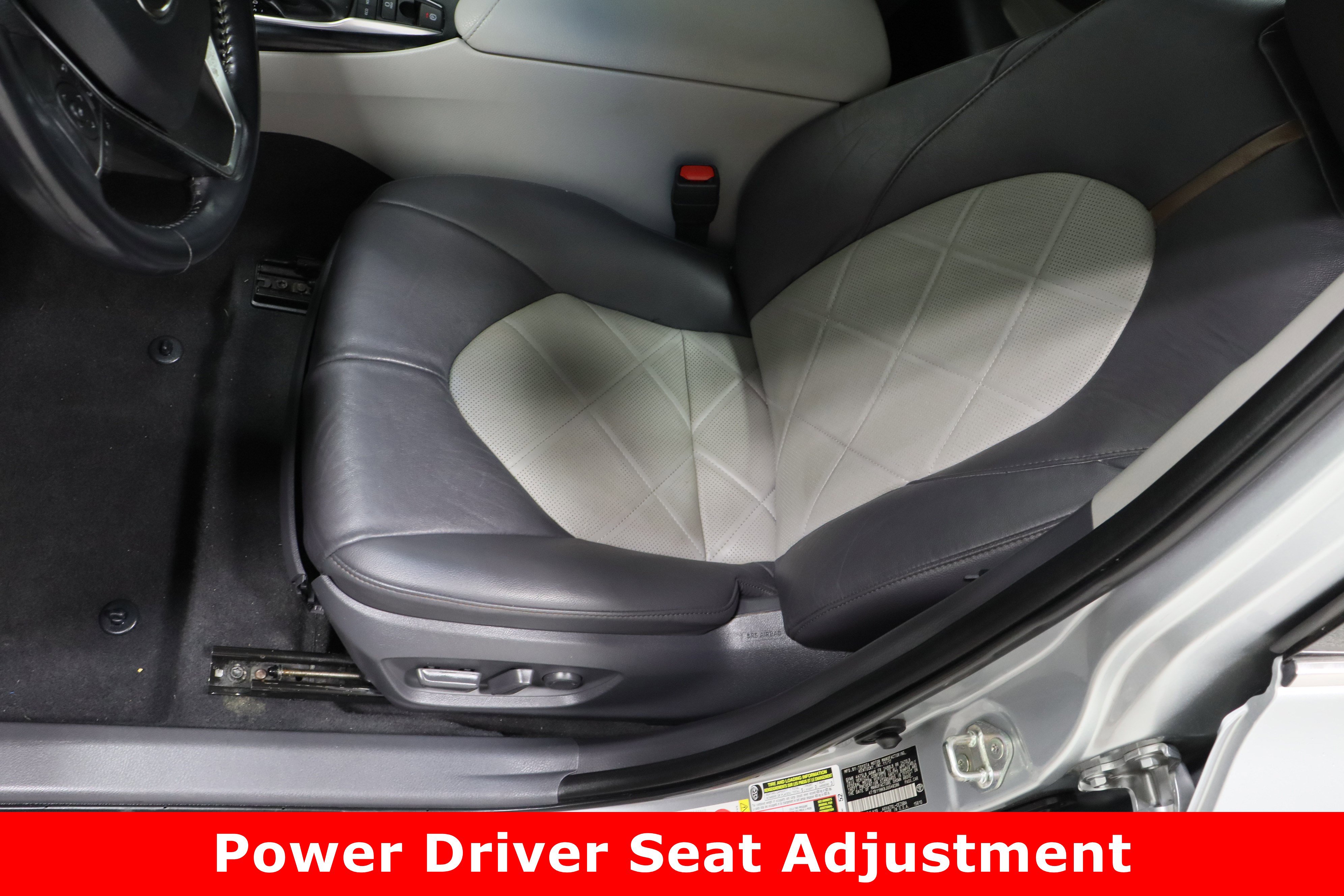 Certified 2018 Toyota Camry XLE image 15