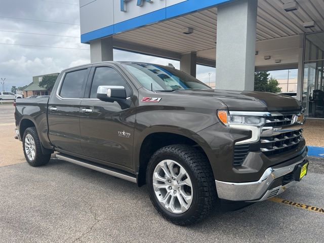 Used 2023 Chevrolet Silverado 1500 LTZ w/ LTZ Premium Texas Edition AWD/4WD image 5