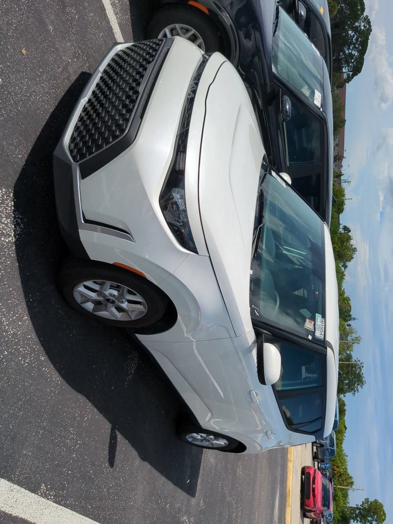 Certified 2025 Kia Soul LX w/ LX Technology Package FWD image 5