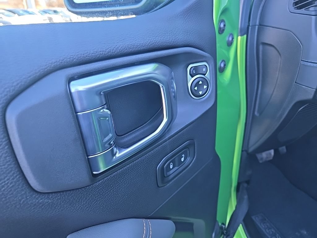 New 2026 Jeep Gladiator Mojave w/ Safety Group AWD/4WD image 35