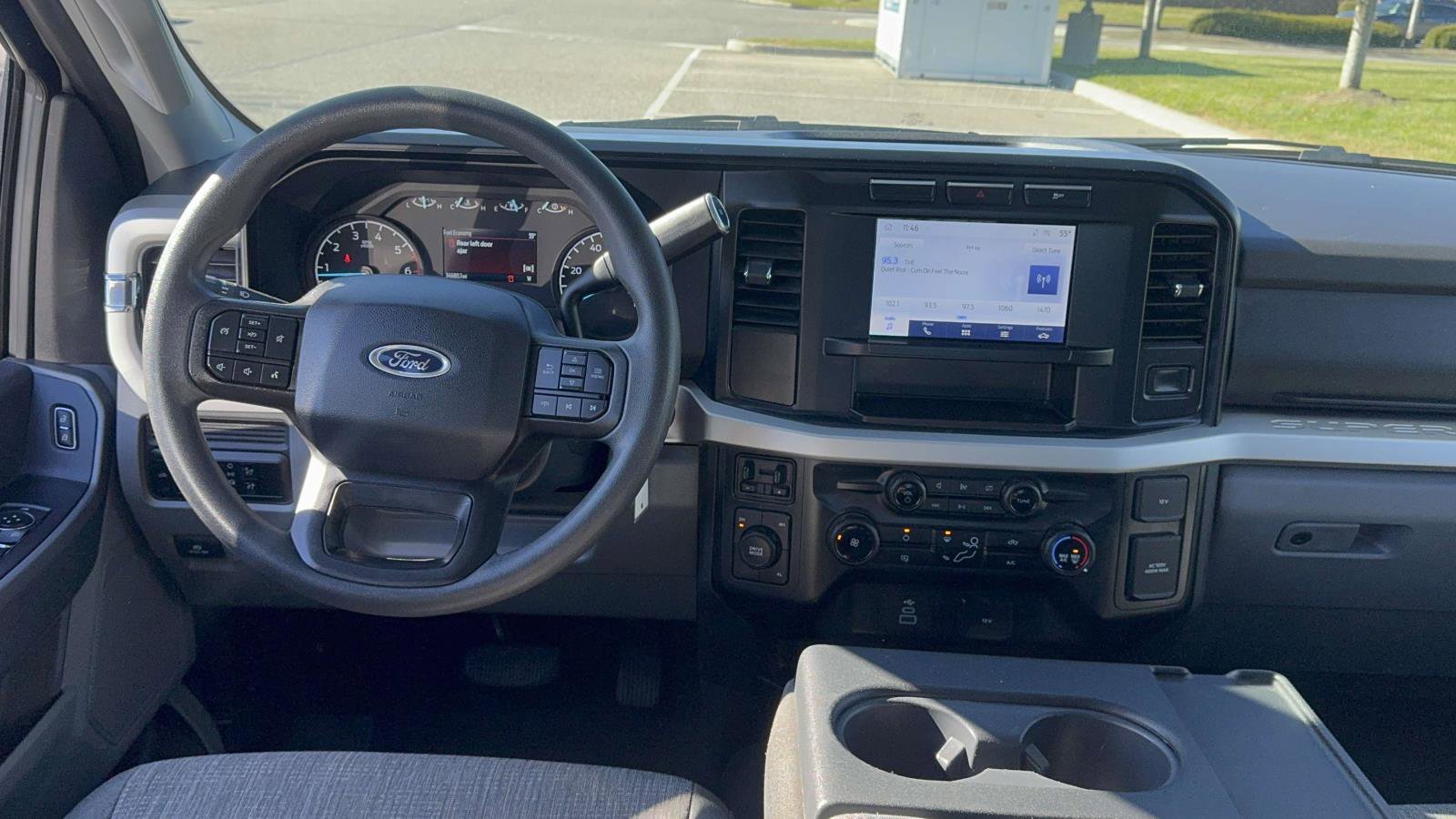 Used 2024 Ford F250 XLT image 13