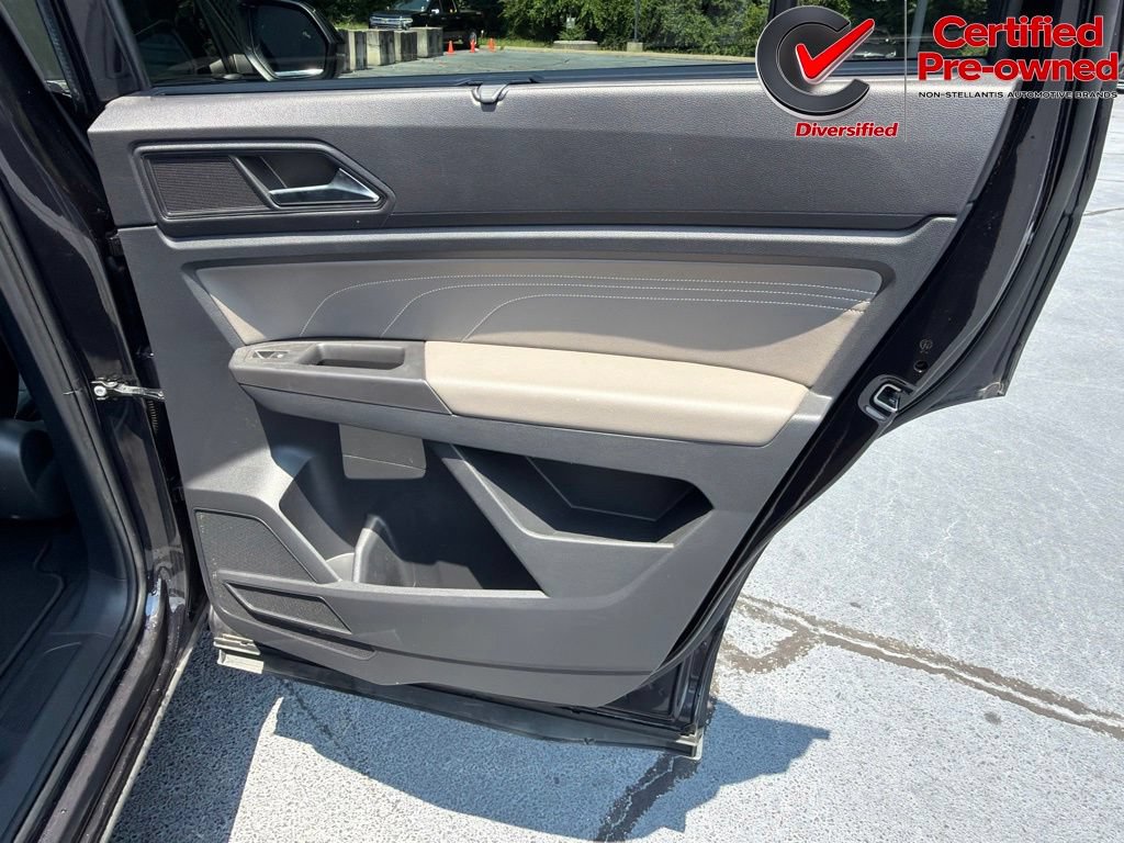 Used 2022 Volkswagen Atlas SE FWD image 25