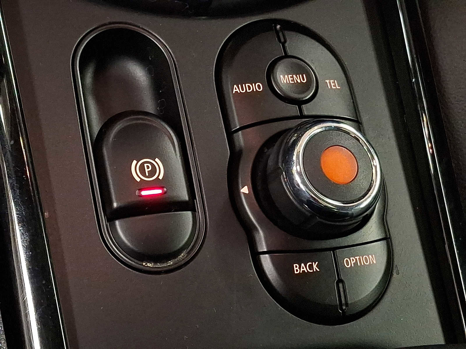 Used 2017 MINI Cooper Clubman S image 19