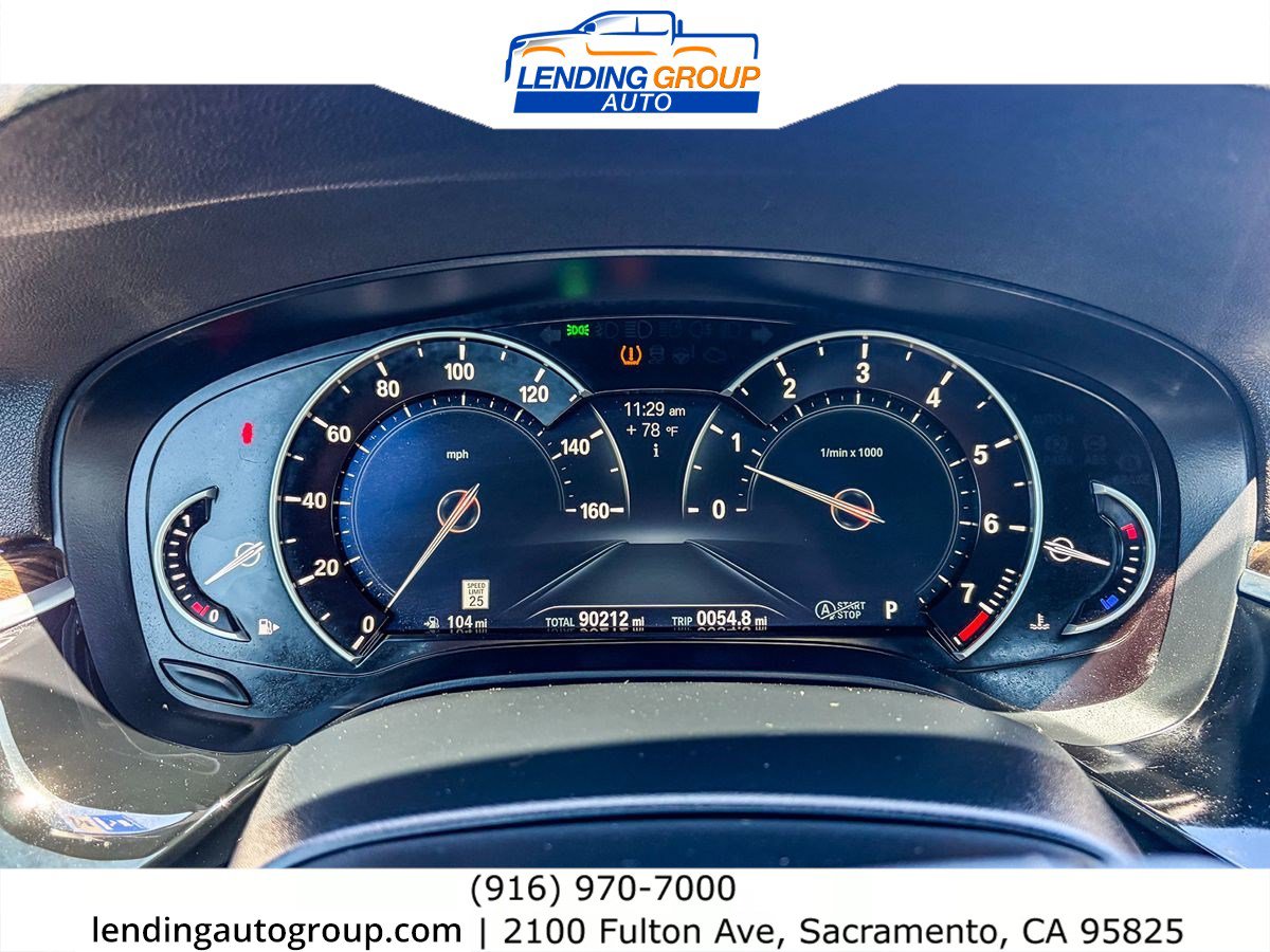 Used 2019 BMW 530i w/ Convenience Package RWD image 22