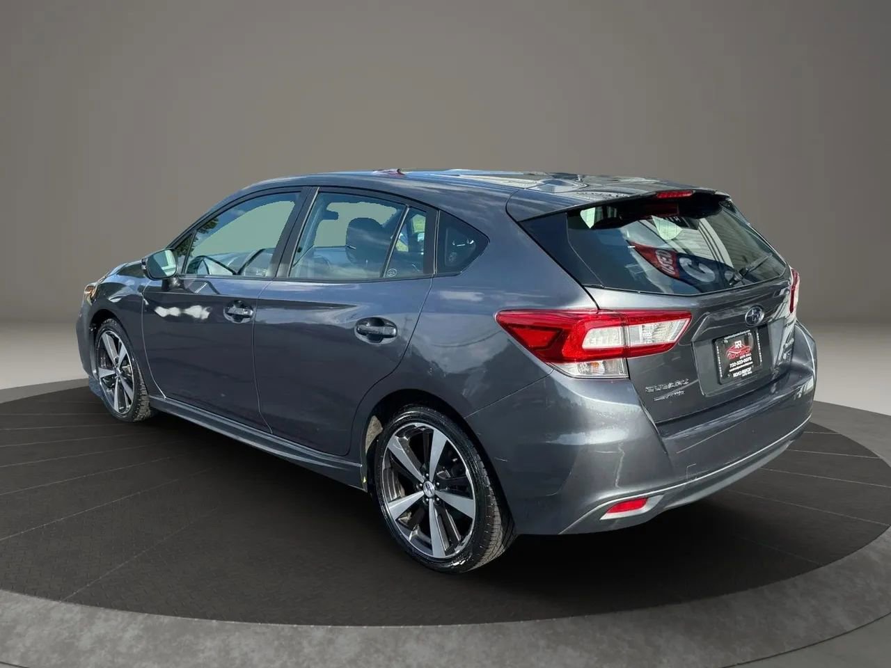 Used 2018 Subaru Impreza 2.0i Sport image 9
