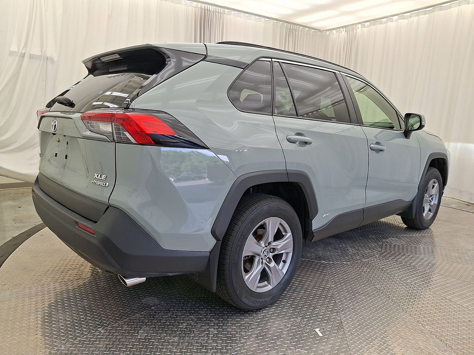Certified 2023 Toyota RAV4 XLE w/ Convenience Package AWD/4WD image 25