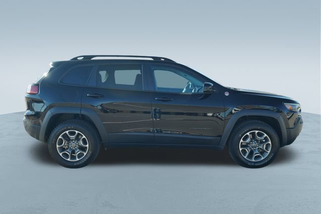 Used 2022 Jeep Cherokee Trailhawk image 10