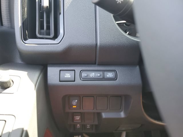 New 2026 Nissan Frontier PRO-4X w/ Tow Package AWD/4WD image 24