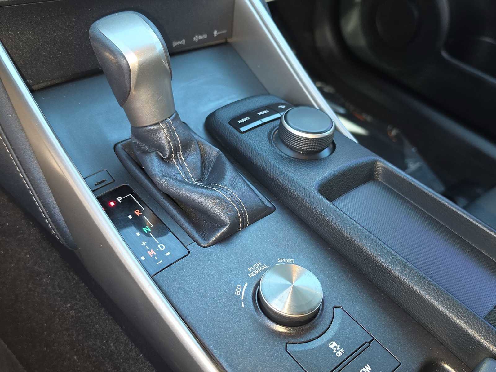 Used 2015 Lexus IS 250 image 21