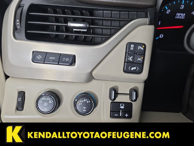 Used 2020 GMC Yukon XL Denali w/ Denali Ultimate Package AWD/4WD image 24