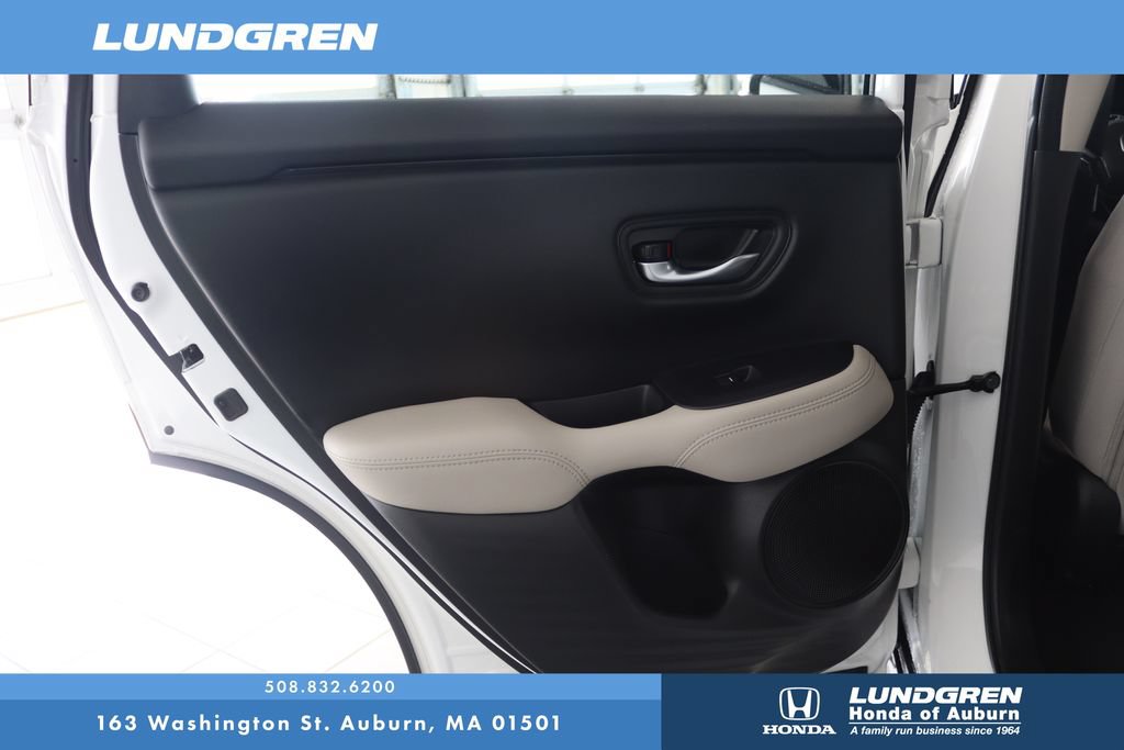 Used 2025 Honda HR-V LX image 13