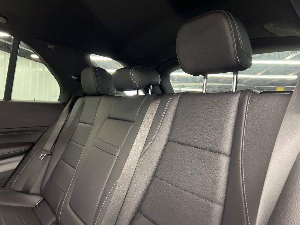 Used 2025 Mercedes-Benz GLE 350 4MATIC image 11