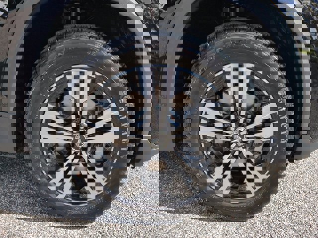 Used 2025 Mercedes-Benz GLA 250 image 11