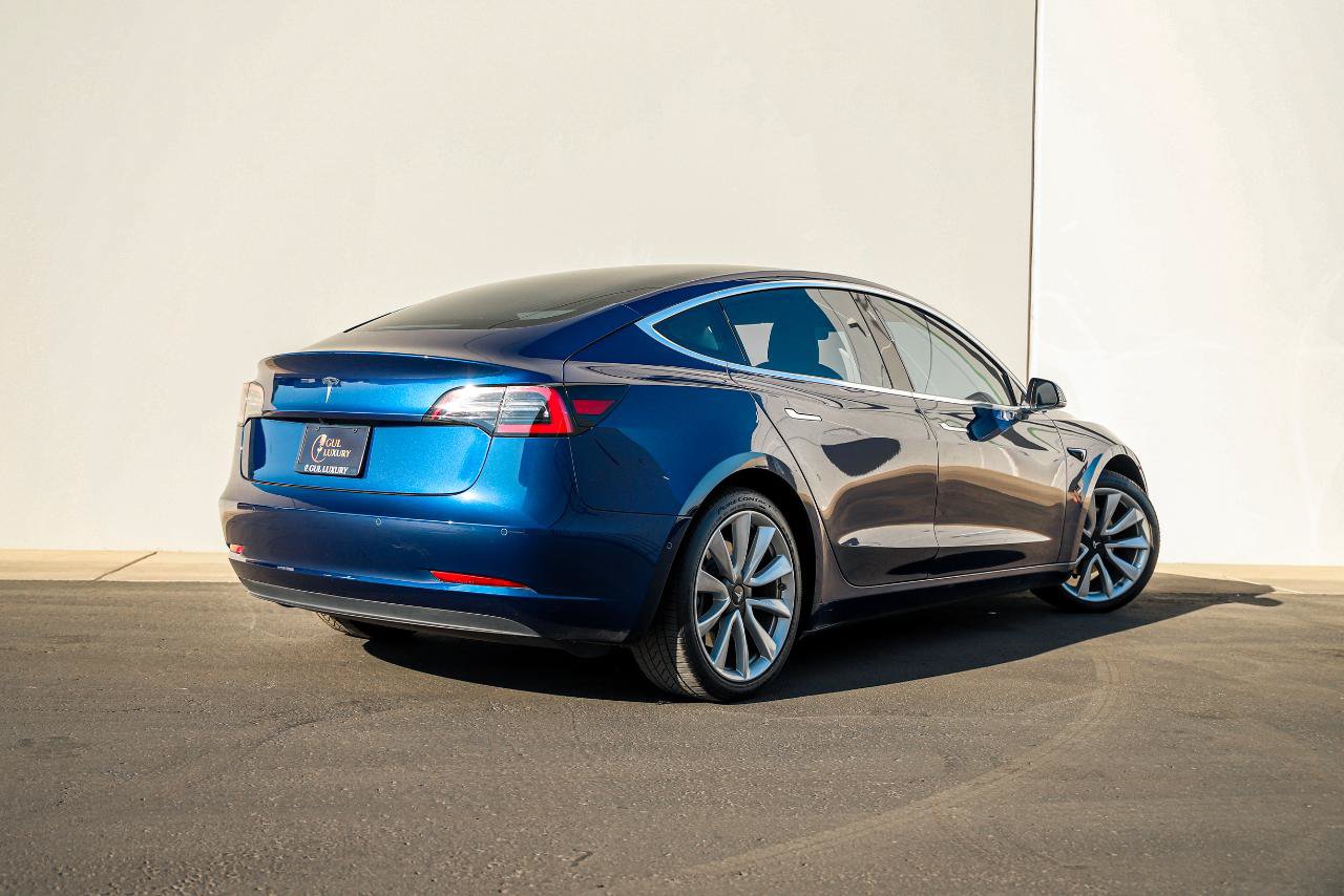 Used 2018 Tesla Model 3 Mid Range RWD image 7