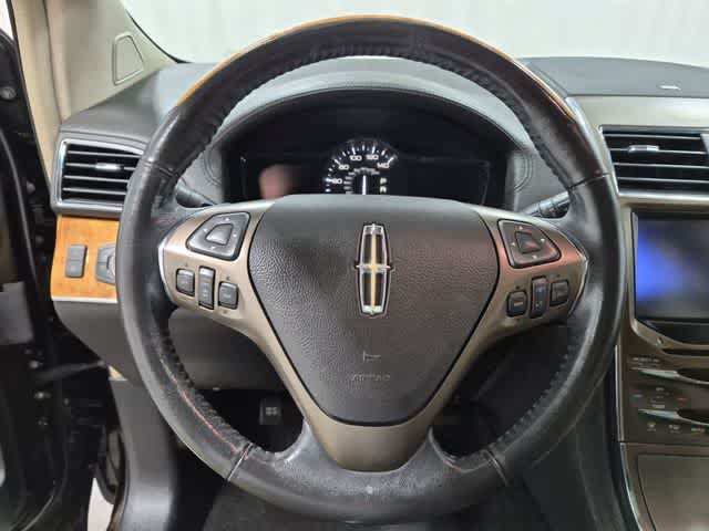 Used 2013 Lincoln MKX AWD image 31