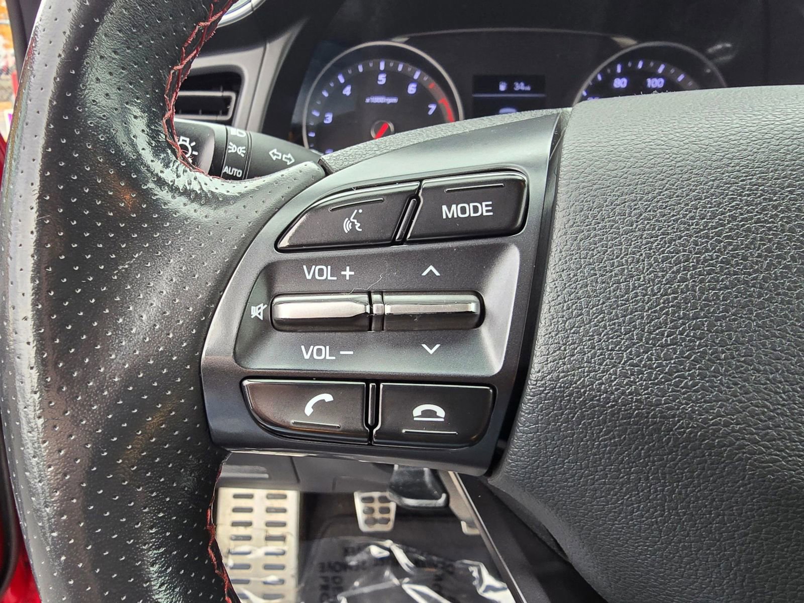 Used 2019 Hyundai Elantra Sport w/ Cargo Package image 23