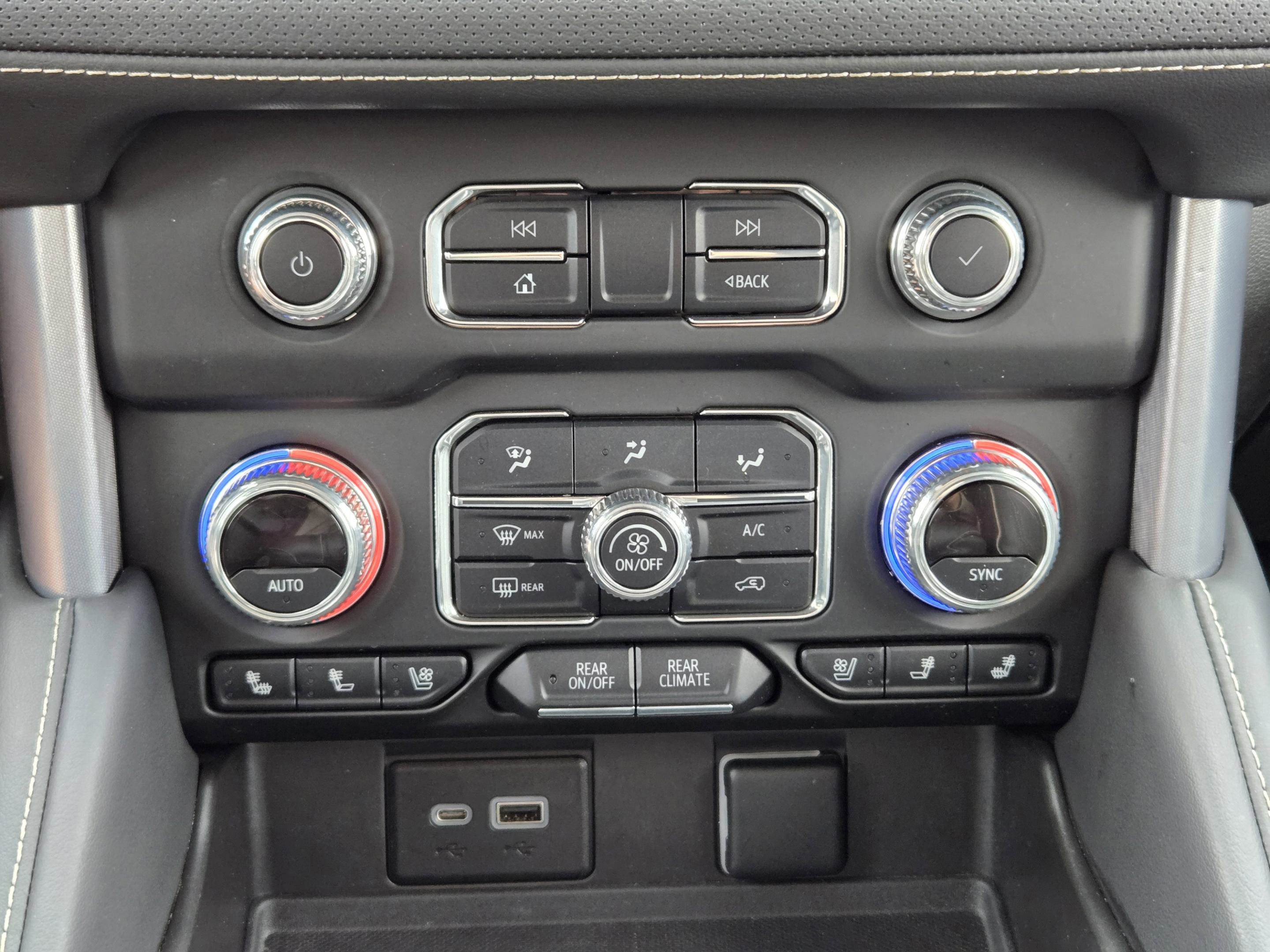 Used 2023 GMC Yukon SLT image 20