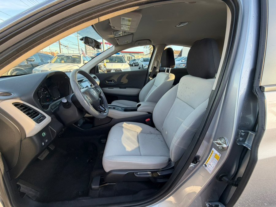 Used 2019 Honda HR-V LX image 7