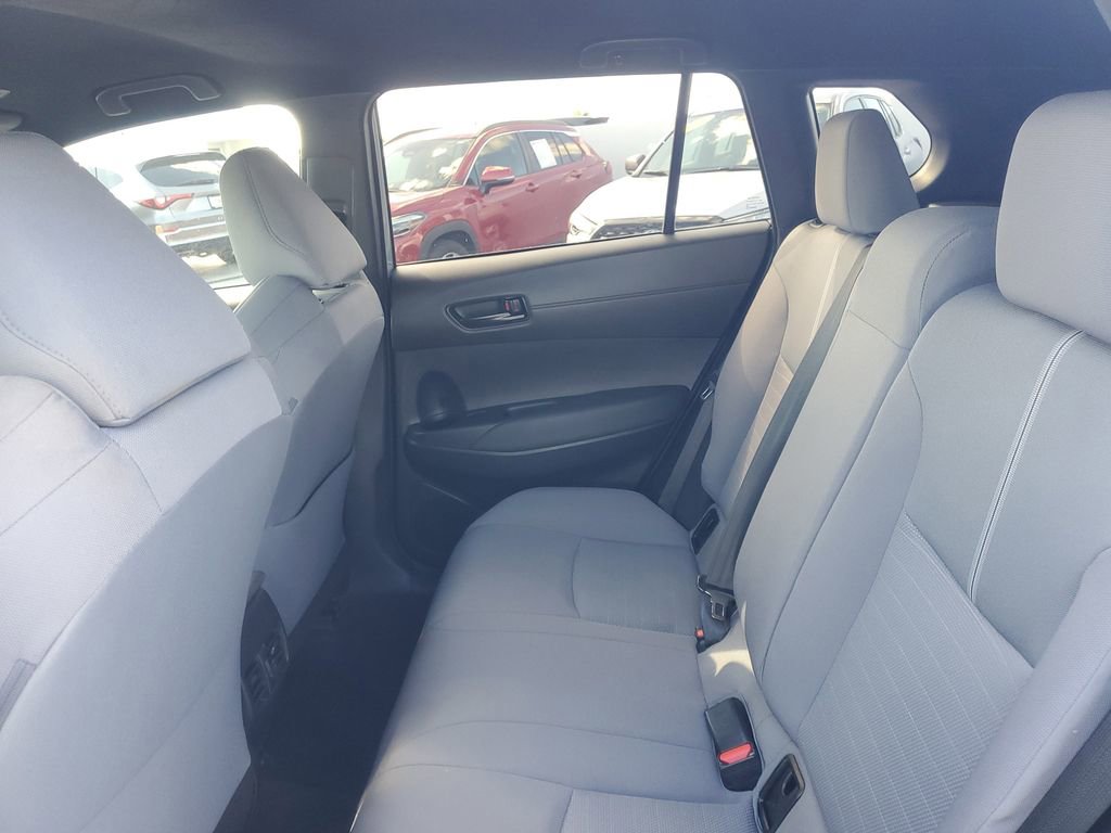 Used 2024 Toyota Corolla Cross SE image 10