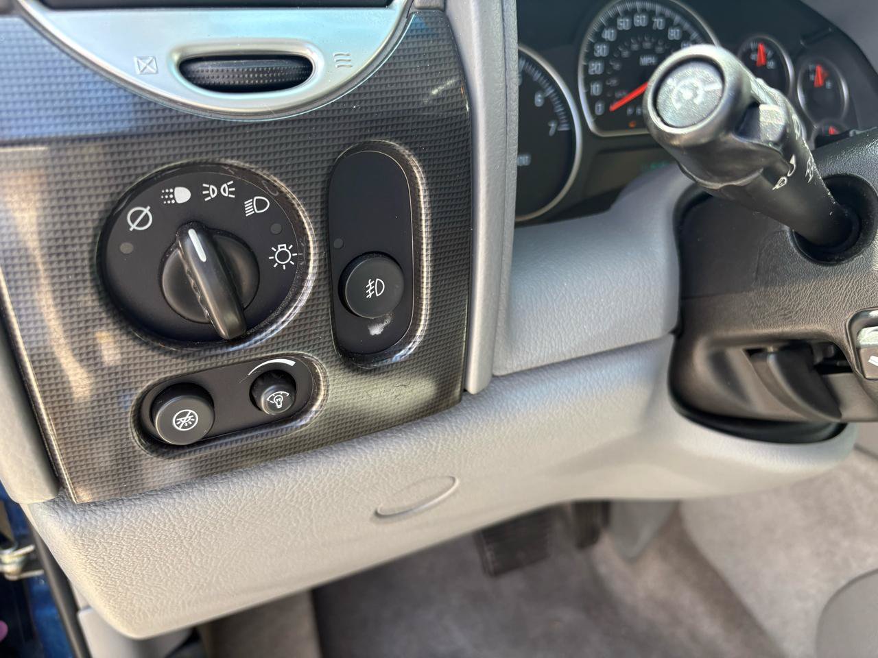 Used 2006 GMC Envoy SLE RWD image 18