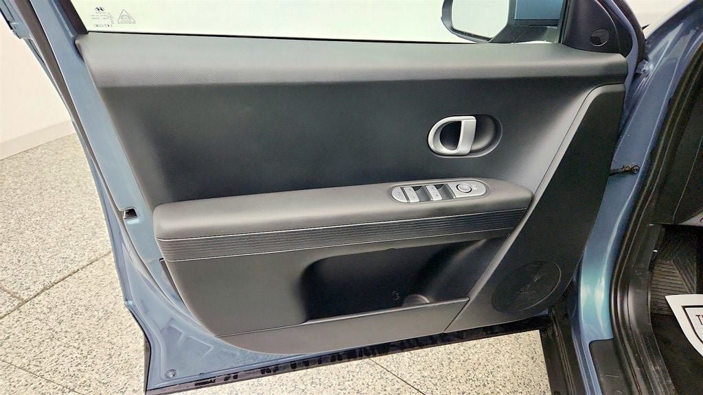 Used 2022 Hyundai Ioniq 5 SE AWD/4WD image 10