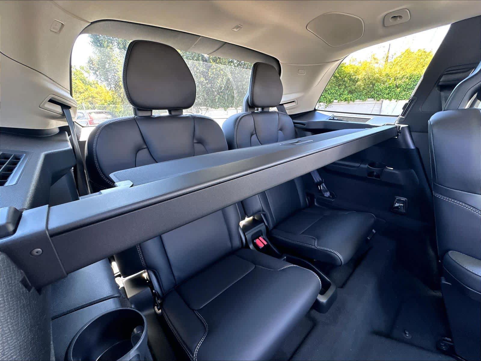 New 2026 Volvo XC90 T8 Ultra w/ Protection Package AWD/4WD image 28