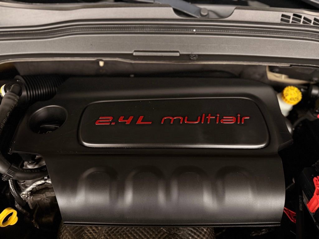 Used 2015 Jeep Renegade Latitude w/ Popular Equipment Group FWD image 49