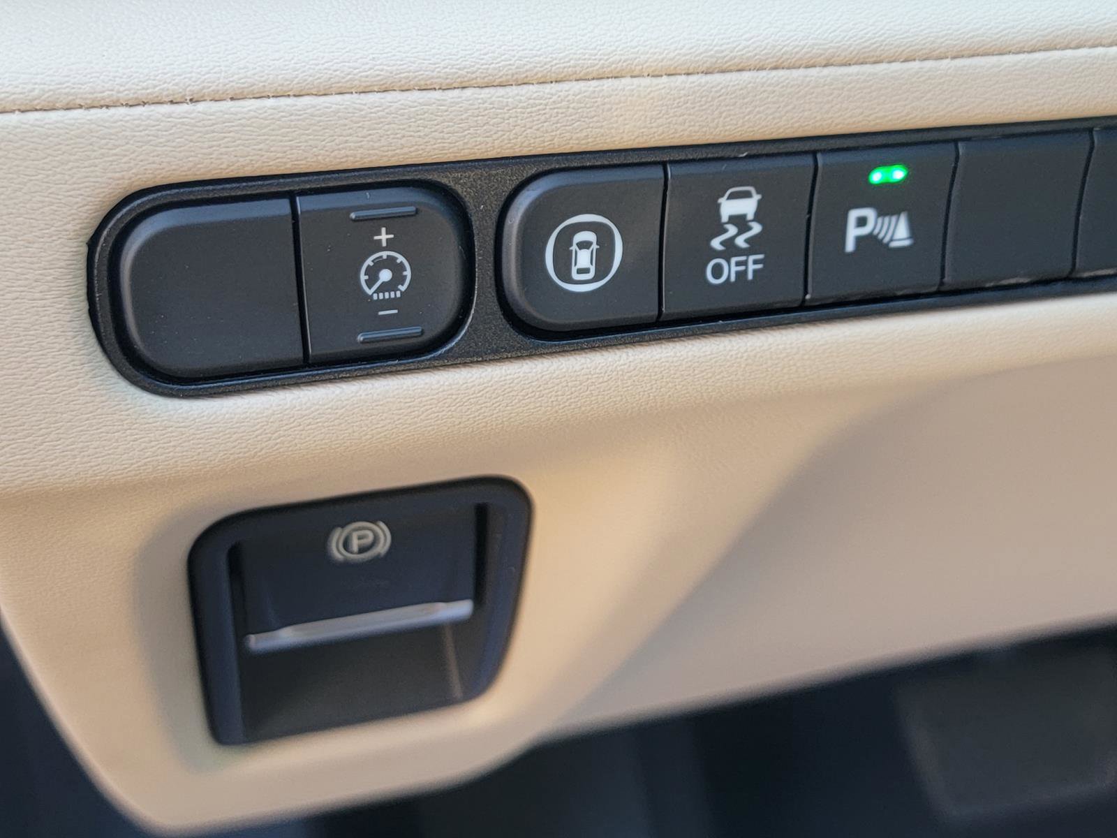 Certified 2023 Acura MDX SH-AWD w/ Technology Package image 30