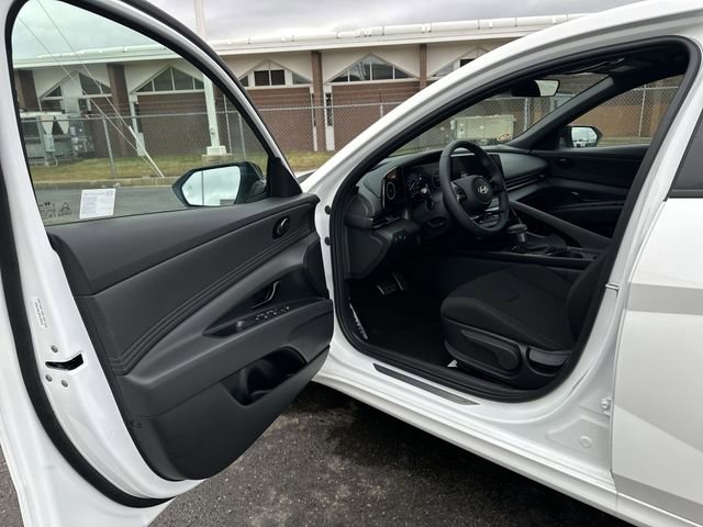 New 2026 Hyundai Elantra Sport image 18