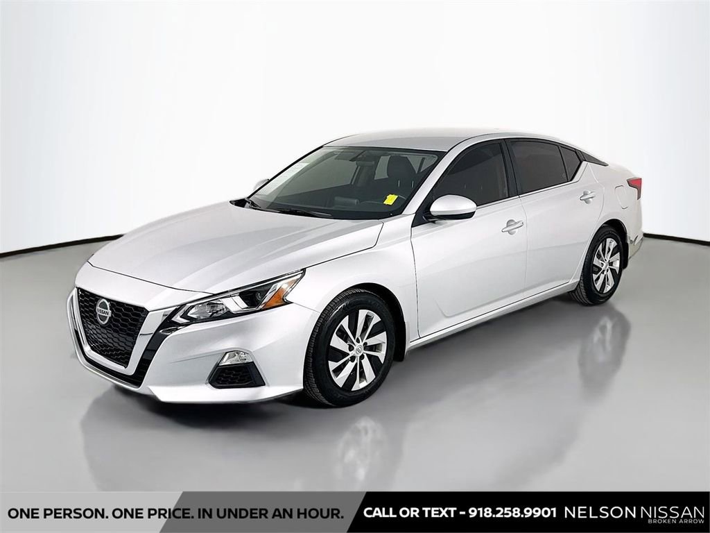 Used 2020 Nissan Altima 2.5 S video 1