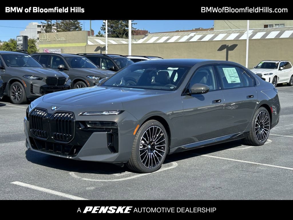 New 2025 BMW 760i xDrive w/ Executive Package