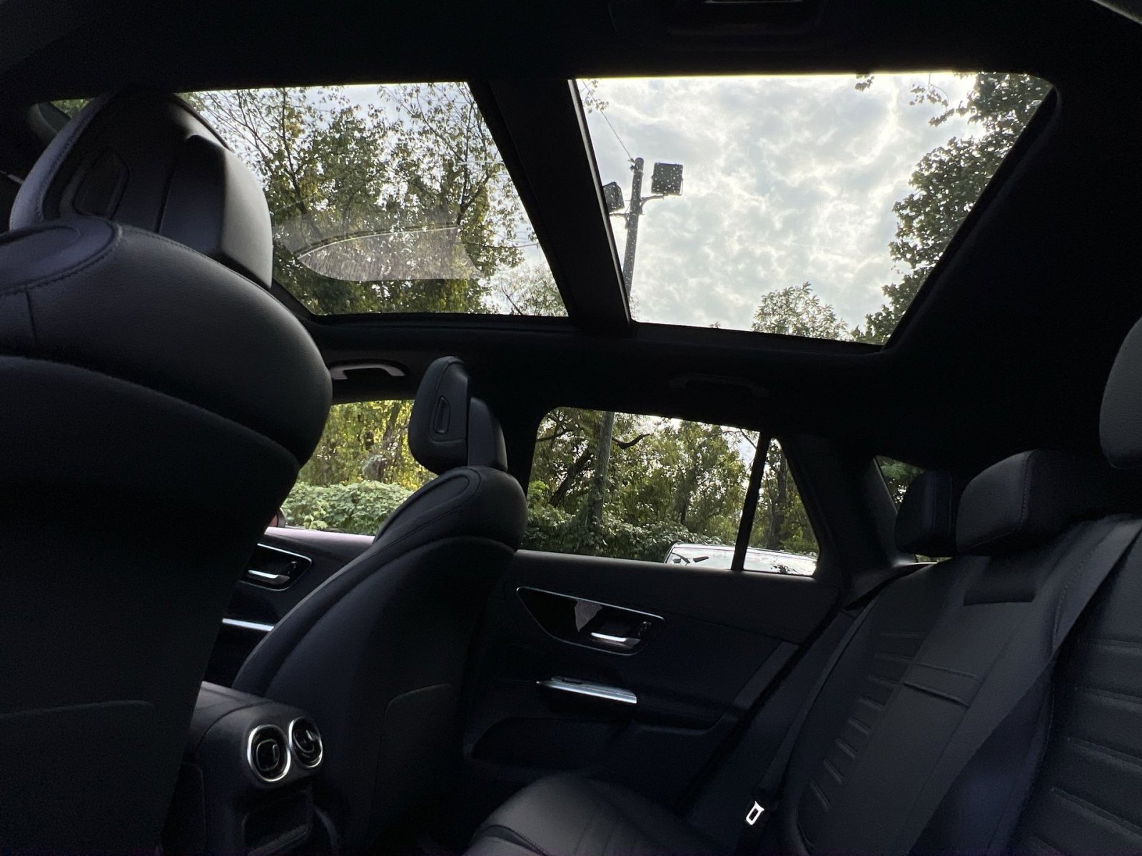 Used 2026 Mercedes-Benz GLC 300 4MATIC image 22