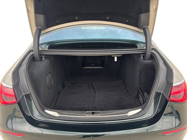 Used 2025 Mercedes-Benz Maybach S 580 4MATIC image 21