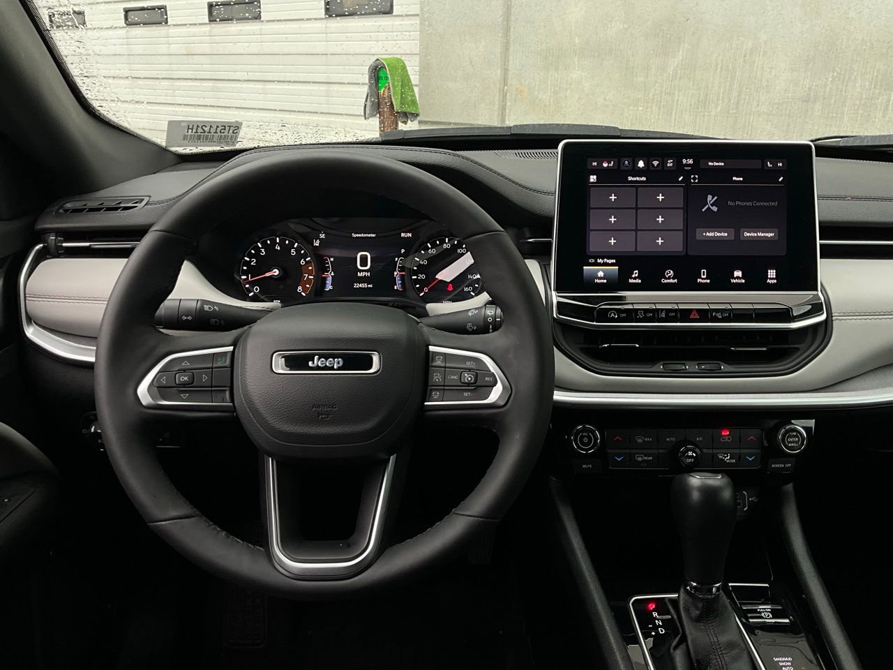 Used 2025 Jeep Compass Limited image 14