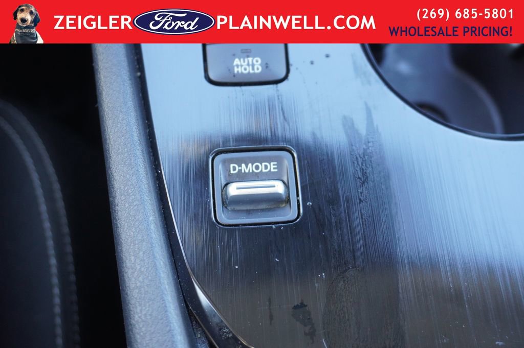 Used 2023 Nissan Rogue SV image 21